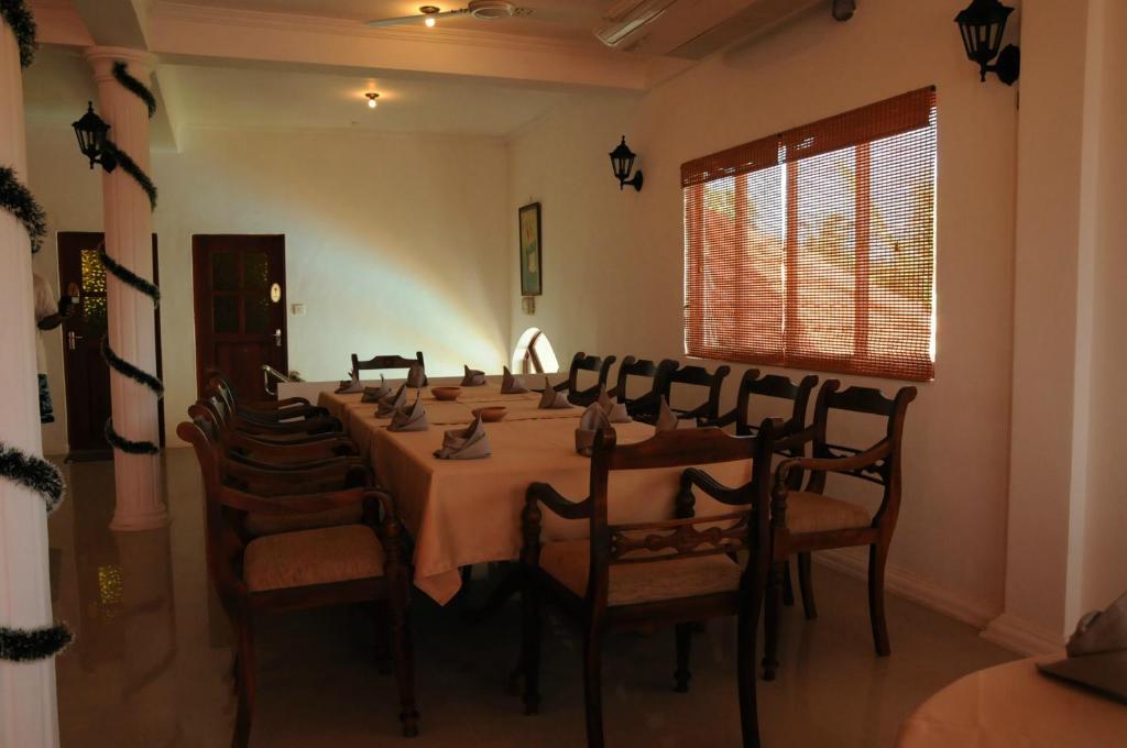 Hotel Lagoon Paradise Negombo Exterior foto