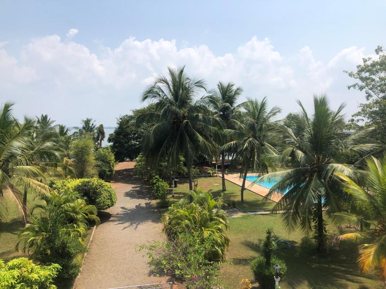Hotel Lagoon Paradise Negombo Exterior foto